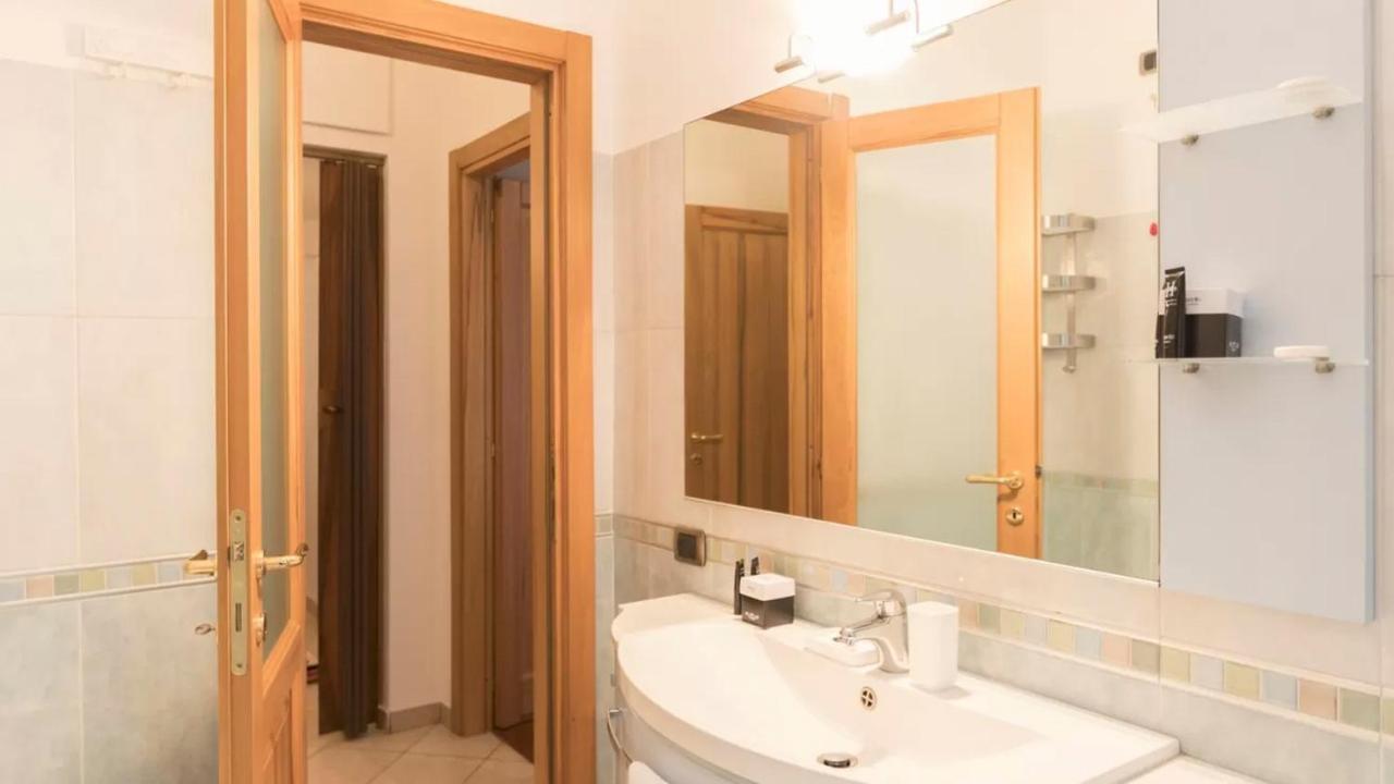 Italianway - Galleria Unione Apartment มิลาน ภายนอก รูปภาพ