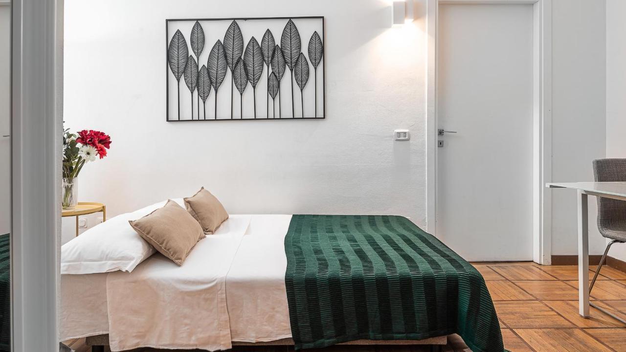 Italianway - Galleria Unione Apartment มิลาน ภายนอก รูปภาพ